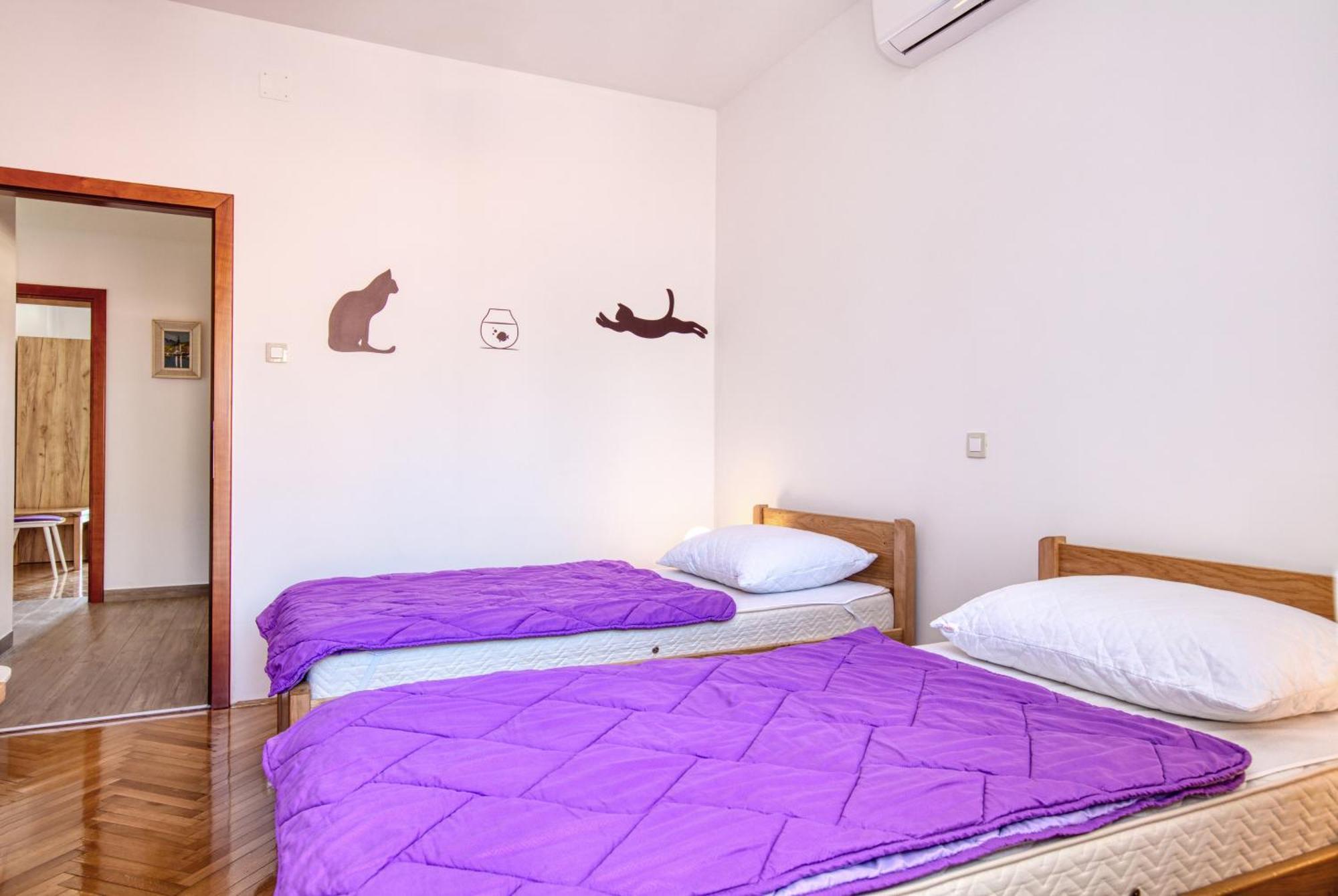 Family Friendly Seaside Apartments Brodarica, Sibenik - 4833 Brodarica (Sibenik-Knin) Quarto foto