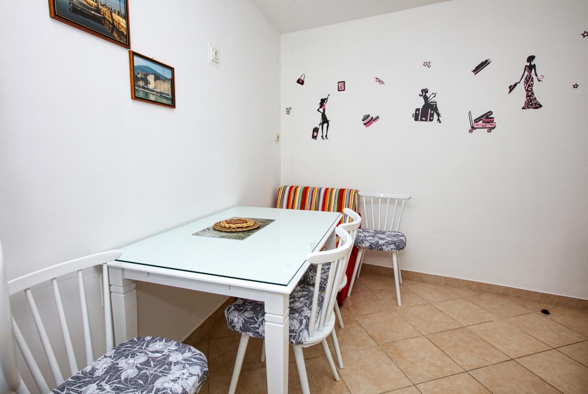 Family Friendly Seaside Apartments Brodarica, Sibenik - 4833 Brodarica (Sibenik-Knin) Quarto foto